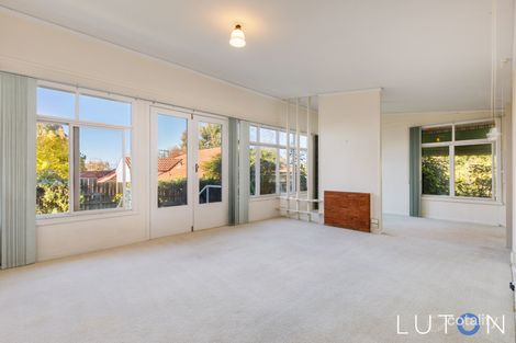 Property photo of 17 Caley Crescent Narrabundah ACT 2604