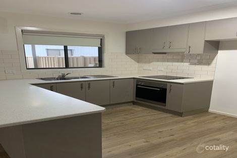 Property photo of 10 Strauss Avenue Shepparton VIC 3630
