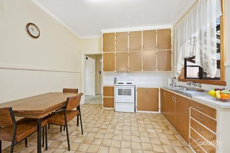 Property photo of 3 Kemp Street Colac VIC 3250