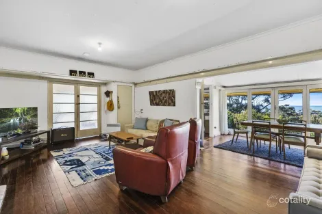 Property photo of 16 Hillcrest Street Terrigal NSW 2260