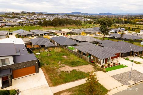Property photo of 25 Slim Dusty Circuit Moncrieff ACT 2914