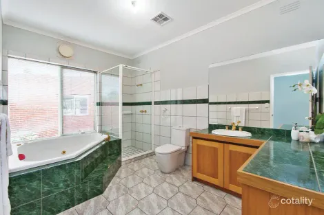 Property photo of 263 The Boulevard Port Melbourne VIC 3207