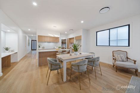 5 Vega St, South Ripley, QLD 4306
