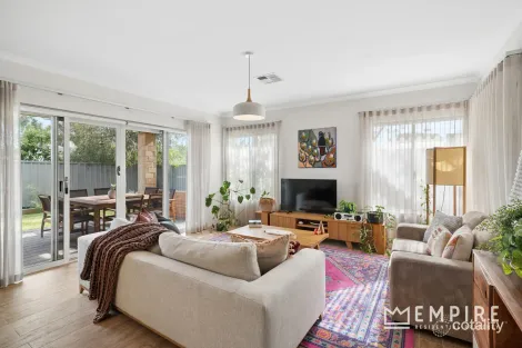 17a Howson St, Hilton, WA 6163