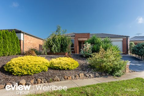 10 Yellow Gum Way, Manor Lakes, VIC 3024