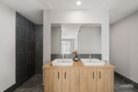 Property photo of 4 Wright Place Baringa QLD 4551