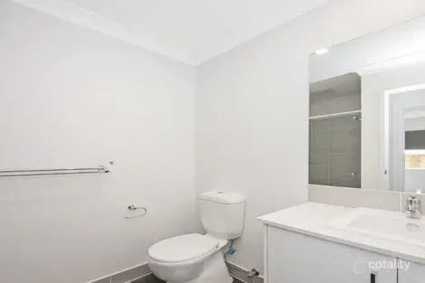 Property photo of 2/8 Pelham Street Logan Reserve QLD 4133