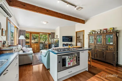 Property photo of 35 Lindsay Terrace Belair SA 5052