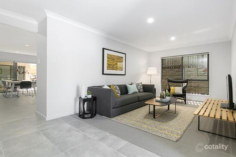 Property photo of 130 Sovereign Drive Deebing Heights QLD 4306