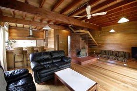 Property photo of 10 Albion Crescent Greensborough VIC 3088