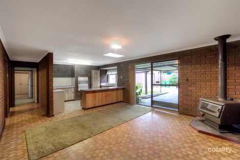 Property photo of 5 Calliandra Way Forrestfield WA 6058