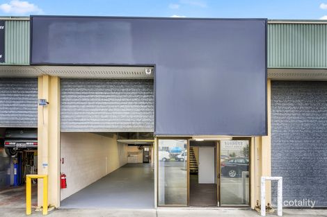 2/60 BEACH ST, KIPPA-RING, QLD 4021