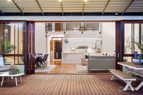 6 Coral Tree Ave, Subiaco, WA 6008