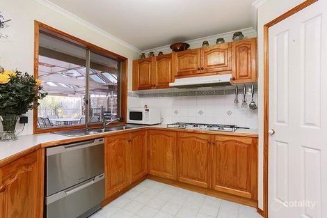 Property photo of 12 Box Place Hoppers Crossing VIC 3029