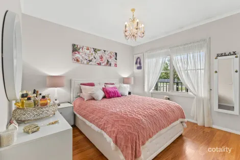 Property photo of 13 Albert Street Rosedale VIC 3847