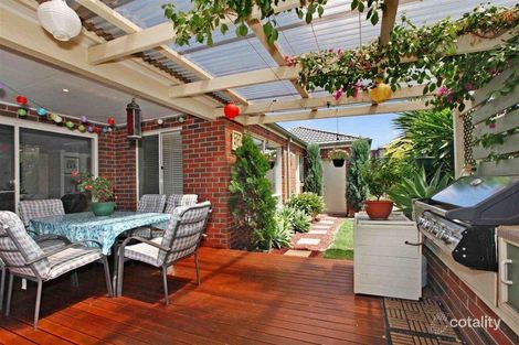 Property photo of 10 Waterlily Drive Epping VIC 3076