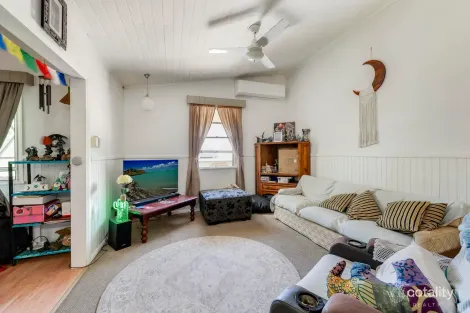 Property photo of 1585 Moore Park Road Gooburrum QLD 4670