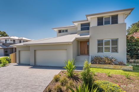 Property photo of 16 Applegum Close Erina NSW 2250