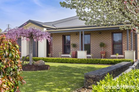 5 Banksia Cres, Kyneton, VIC 3444