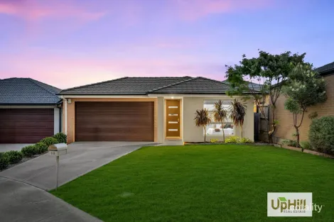 10 Galaxias Ct, Clyde North, VIC 3978