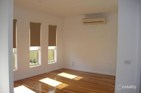 Property photo of 1/15 View Street Reservoir VIC 3073