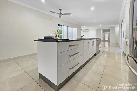 Property photo of 3 Sunshine Court Bowen QLD 4805