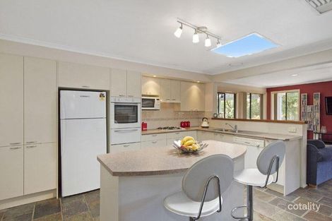 Property photo of 11 Kristen Close Glen Waverley VIC 3150