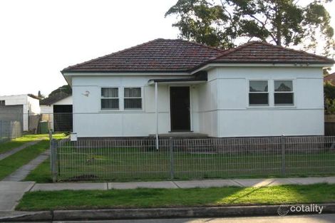 10 Erie St, South Granville, NSW 2142