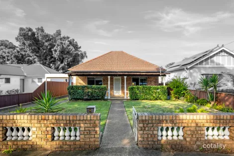 Property photo of 8 Hevington Road Auburn NSW 2144