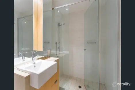 Property photo of 231/10 Pidgeon Close West End QLD 4101