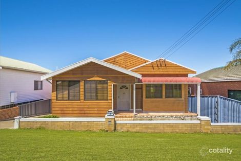 Property photo of 17 Woodland Avenue Thirroul NSW 2515