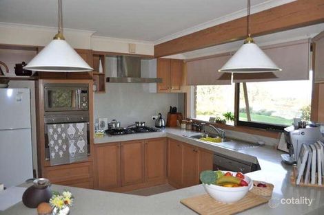 Property photo of 14 Cameron Way Mount Eliza VIC 3930