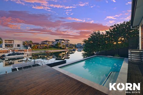 26 Coobowie St, Broadbeach Waters, QLD 4218