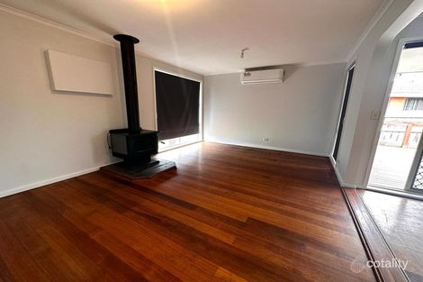 Property photo of 11 Silvan Grove Hampton Park VIC 3976