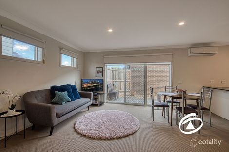 Property photo of 3 Nemo Street Pakenham VIC 3810