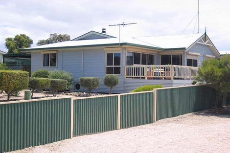 Property photo of 25 McEacherns Beach Road Port Moorowie SA 5576