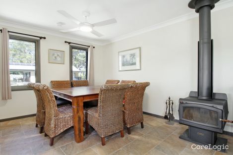 Property photo of 25 Lucas Drive Lamb Island QLD 4184