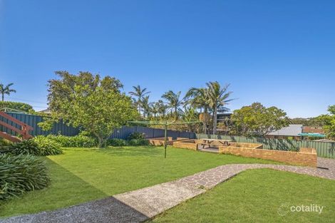 Property photo of 17 Woodland Avenue Thirroul NSW 2515