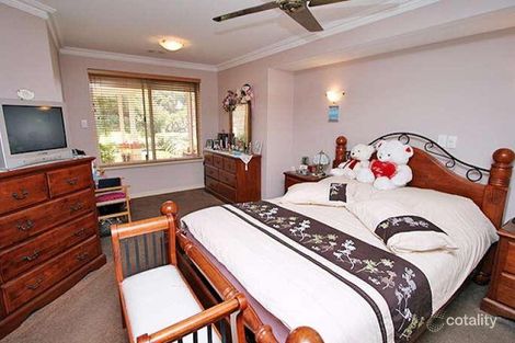 Property photo of 40 Boardwalk Boulevard Halls Head WA 6210