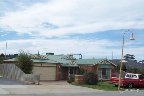 33 Sallybrook Cct, Narre Warren, VIC 3805