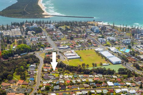 8 Lake Rd, Port Macquarie, NSW 2444