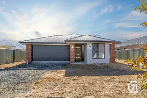 9 Emmylou Pl, Moama, NSW 2731