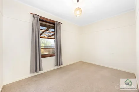 Property photo of 3 Burgess Street Trafalgar VIC 3824