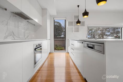 Property photo of 1/30 Aurora Close Mawson ACT 2607