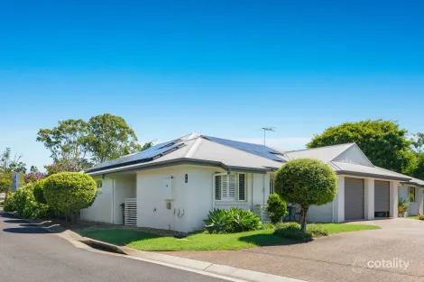 2/8 Zahner Pl, Manly West, QLD 4179