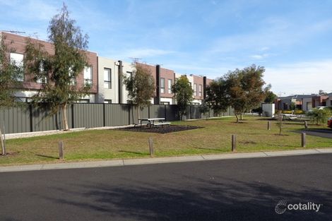 Property photo of 32/39 Astley Crescent Point Cook VIC 3030