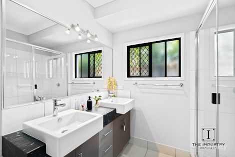 Property photo of 13 Bowline Place Trinity Beach QLD 4879