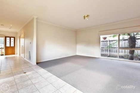 Property photo of 8 Ben Court St Helena VIC 3088