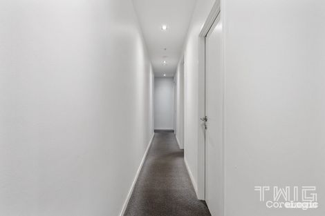 Property photo of 2/68 La Trobe Street Melbourne VIC 3000