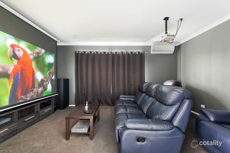 Property photo of 12 Heathland Avenue Wondunna QLD 4655